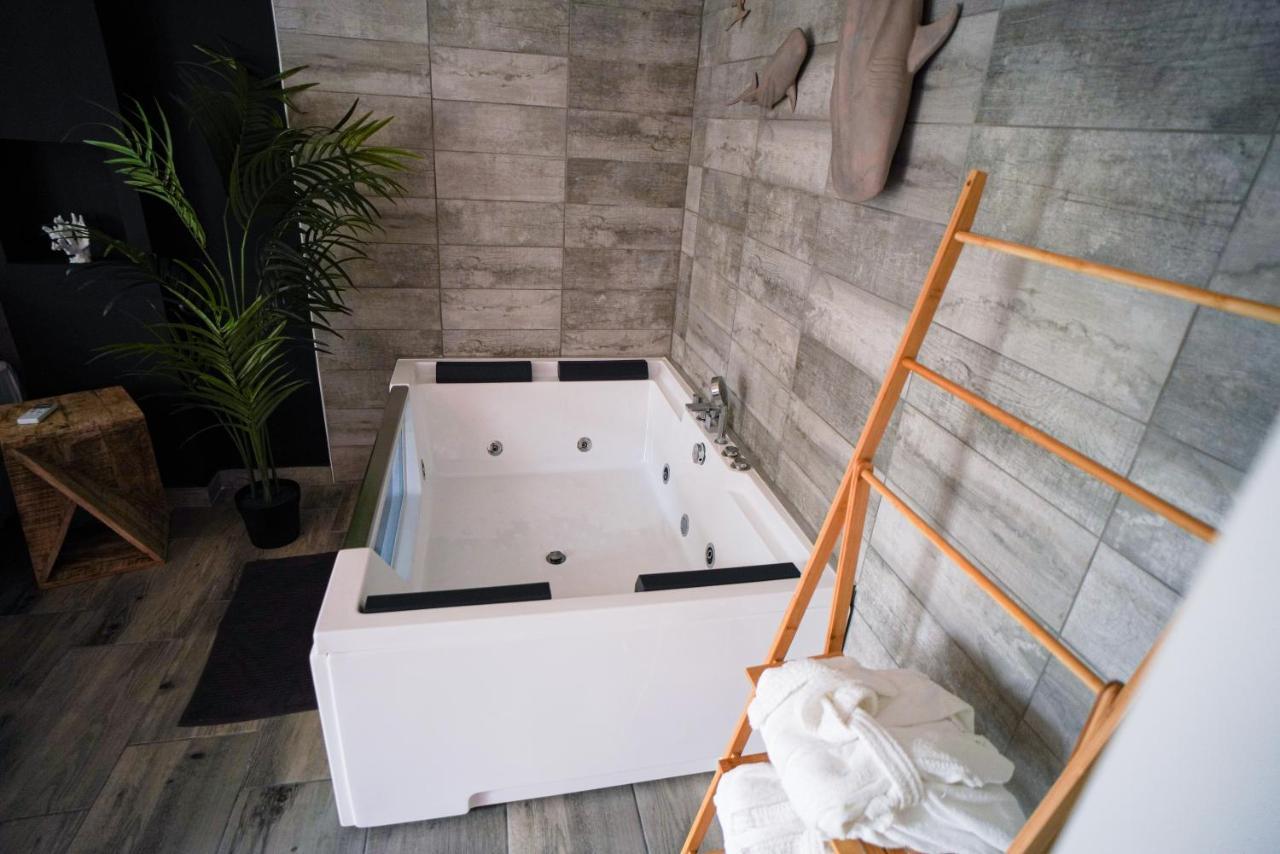 Superbe Appartement Avec Balneo. 생시프리앙 외부 사진